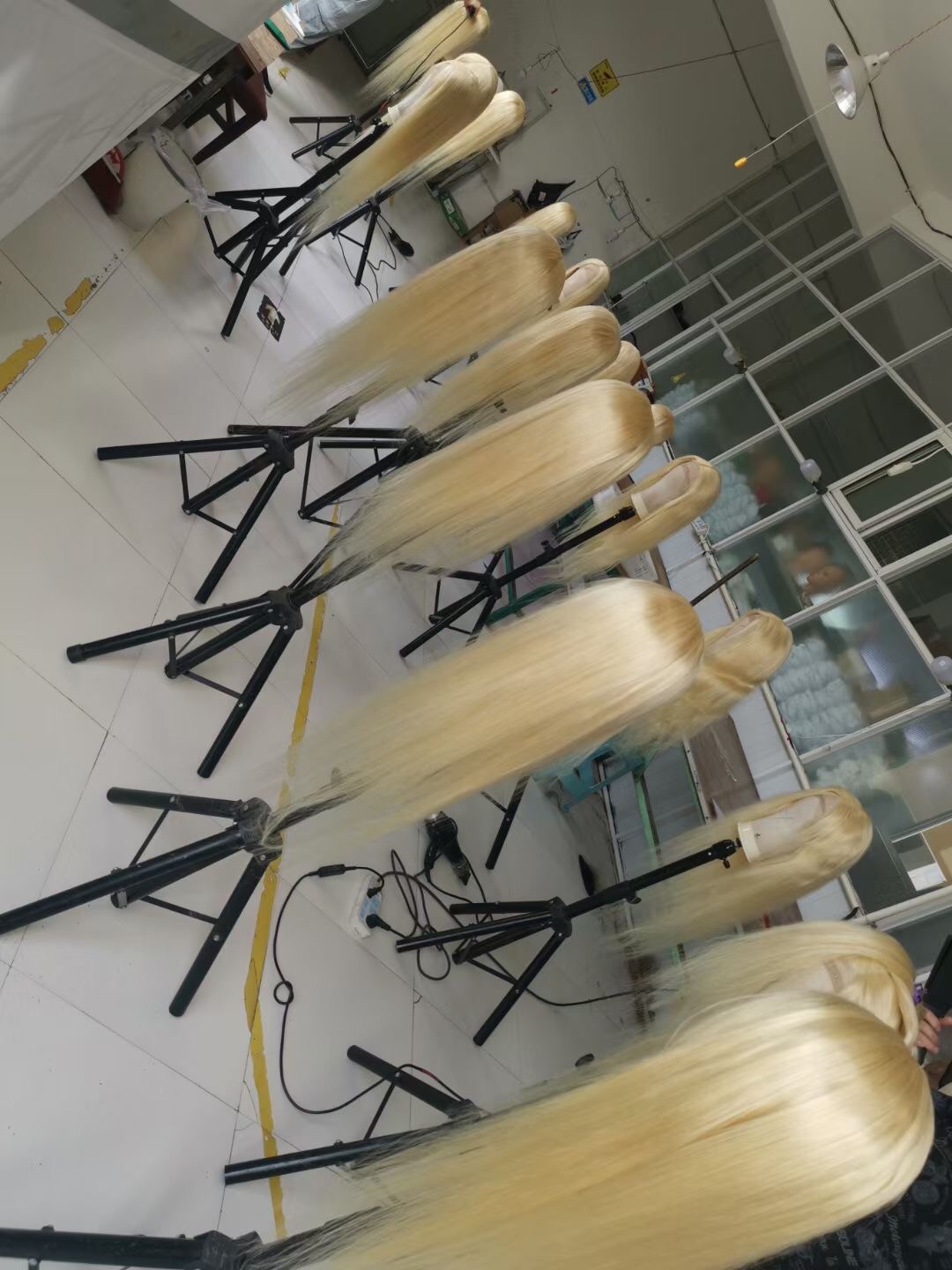 613 Transparent Lace Human Hair Brazilian Honey Blonde 13x4 Lace Front Straight Hair Wig 30 Inch Virgin Human Hair Full Lace Wig