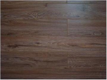Oaken Laminate Flooring