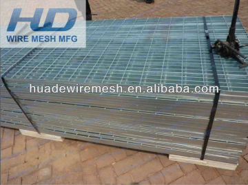 30mm Space Galvanized serrated steel bar gratings/ Galvanized and welded Steel Platform