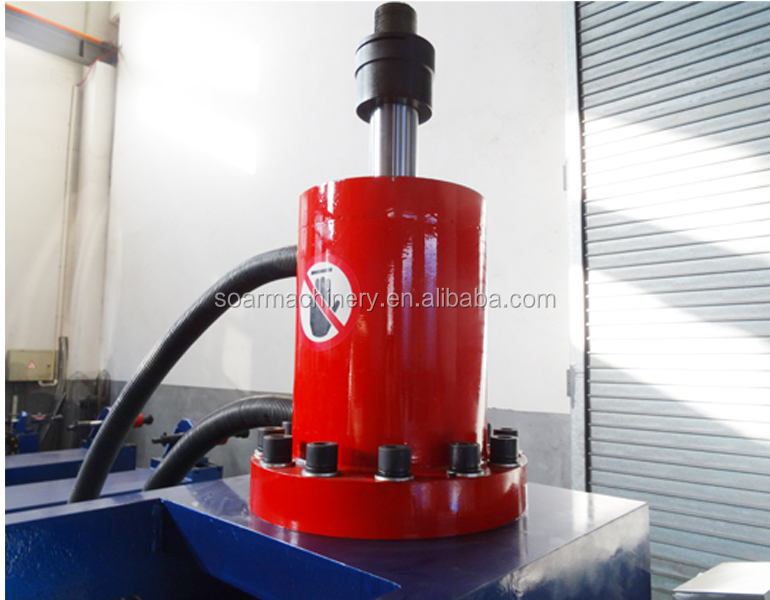 Pipe end reduce and expanding machine