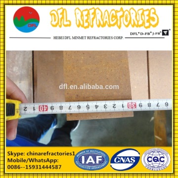 Magnesia fire brick