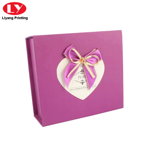 Embalaje de caja de joyería de regalo de color púrpura