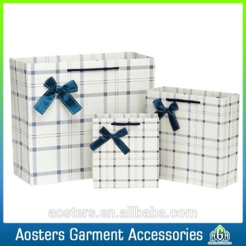 high quality custom printing striped pape shopping bag wholesale