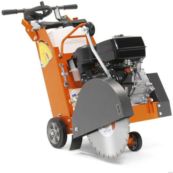 Betonschneidemaschine Concrete cutting machine