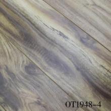 Handscrapped laminate flooring