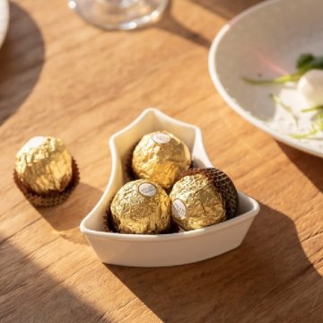 Ceramic Snack Plates: Creative Handmade Porcelain Fruit Plates