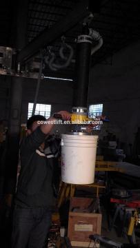 vacuum lifting machine for barrels, pails,drums