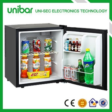 Portable mini fridge