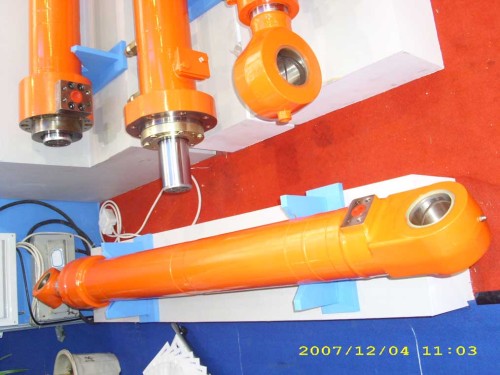 High Quality Excavator Hydraulic Cylinder (EX1200)