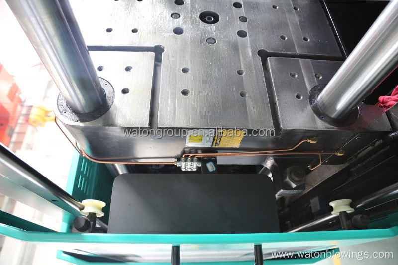 Well Function Compression Injection Molding Machine