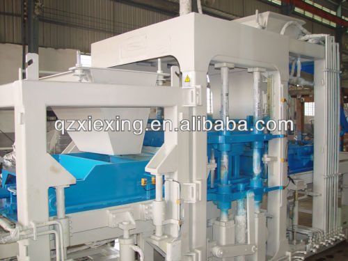 Egg layer concrete block machine