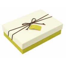 New Yellow Gift Box for Clothes Packaging