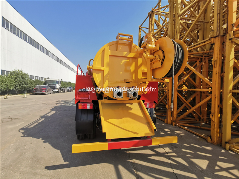 Sinotruk 4x2 Sewer Cleaning Truckfor للبيع