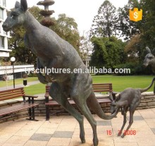 Outdoor metal art decorative brass kangaroo statue bronze animal sculptures for garden or home used