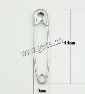 Gets iron kilt brooch