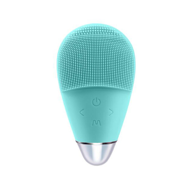 clean silicone face brush