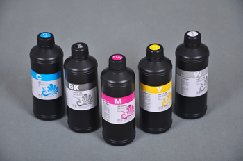 Rigid UV curable ink