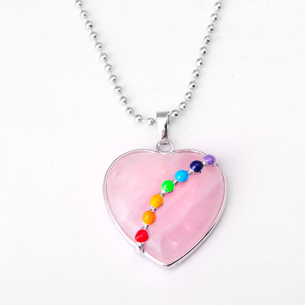 Collar con colgante de corazón de cuarzo rosa con 7 piedras preciosas de Chakras