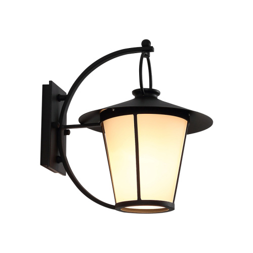 LEDER Metal Lamp With Outdoor Wall