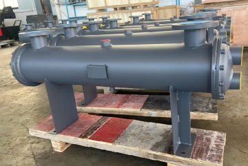 Aluminum shell and tube oil heat exchanger