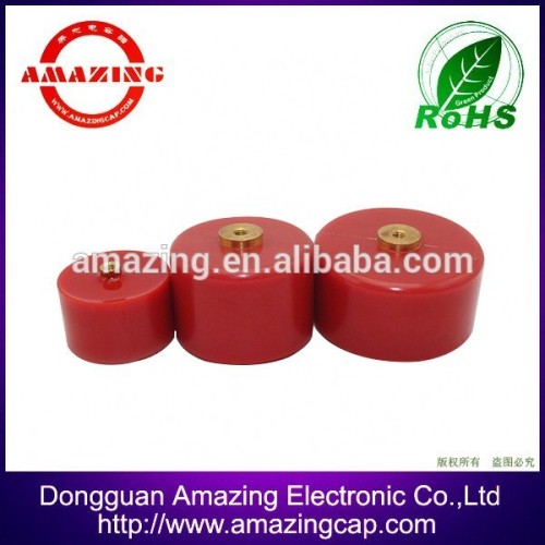 high capacity capacitor for signal amplification