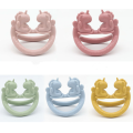 Les nouveaux jouets de silicone de licorne swinging