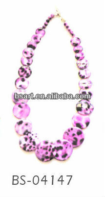 Leopard grain shell jewelry necklace