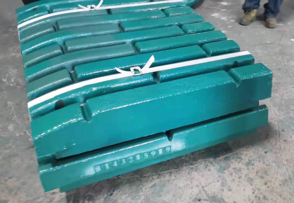 C125 jaw crusher wear spare parts jaw plate