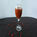 질병 저항력을 향상시킵니다. 신선한 goji juice puree