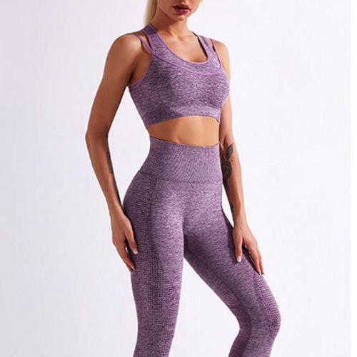 set reggiseno sportivo e leggings da donna