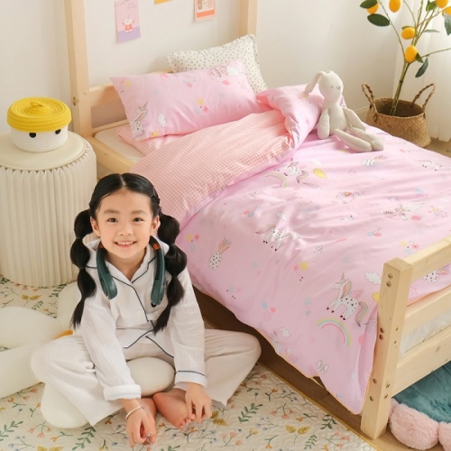 Cute Cartoon 2021 bedding sets for kidergarden