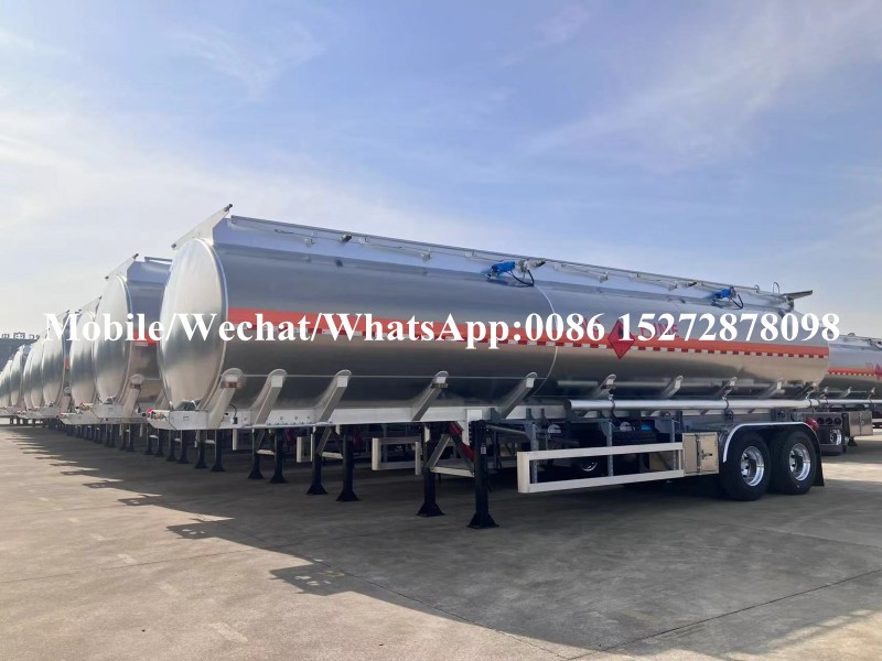 Remolque de combustible (2) Fuel Trailer (2)