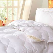 Down Quilt and Feather Quilt