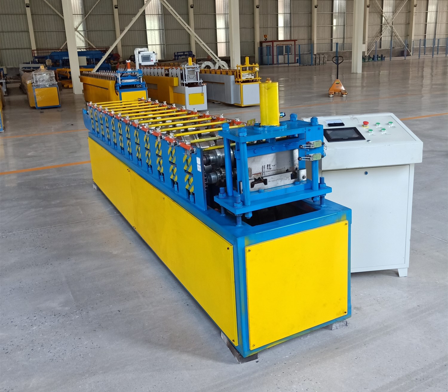 Straw Hat profiles Stud and Track C Shaped Light Steel Keel Cold Roll Forming Machine