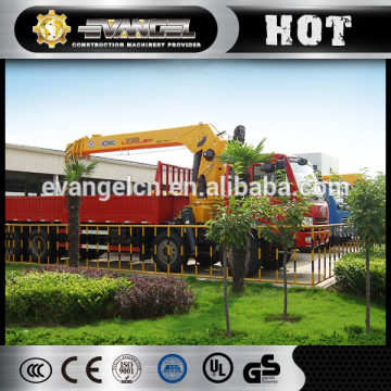 heavy lift crane