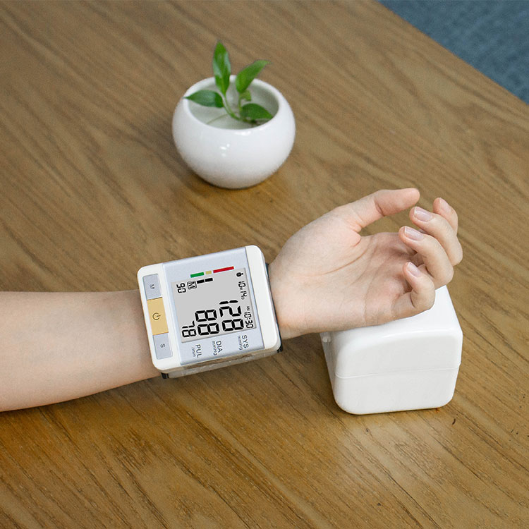 Blood pressure machine wrist