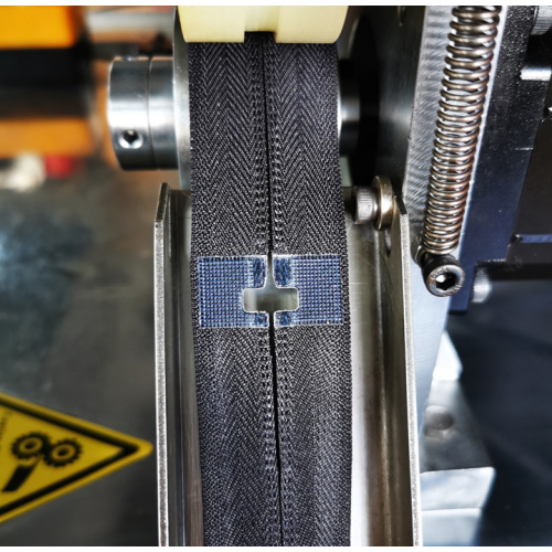 Automatic Invisible Zipper Gapping And Bottom Stop Machine