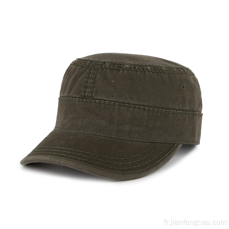 casquettes de style militaire vierges