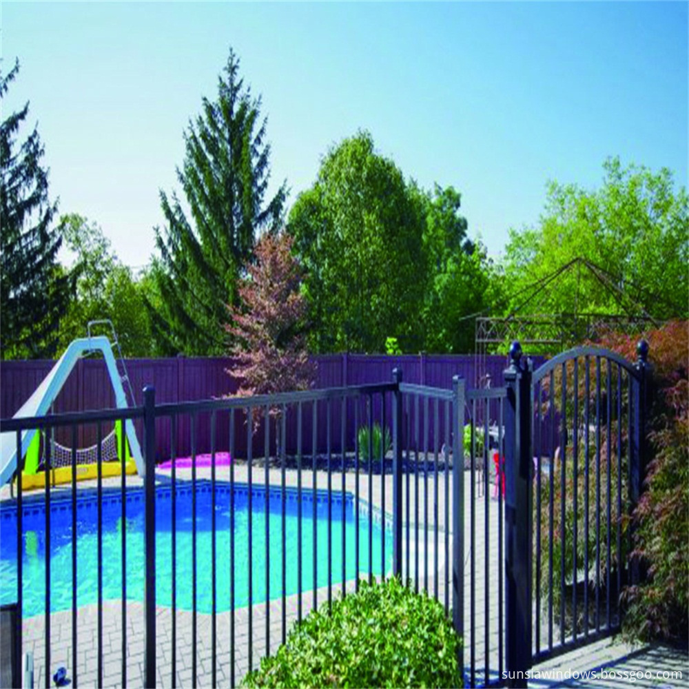 Swimming Pool Privacy Fence