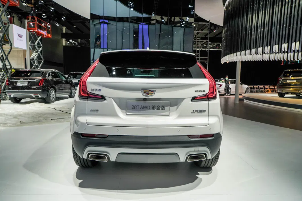Cadillac Xt4 48V Hybrid System New Energy Vehicle Petrol Car Delux Brand 2.0t 4WD Compact SUV 5 Seats High Performance Car