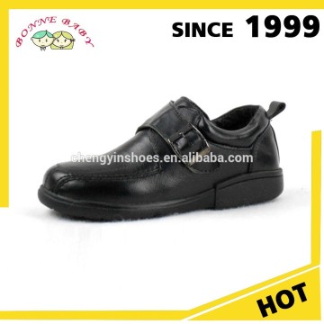 Skidproof Fasterners black leather teenage boys school shoes China wholesale