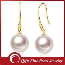 18K Yellow Gold Hook Freshwater Pearl Hanging Earrings