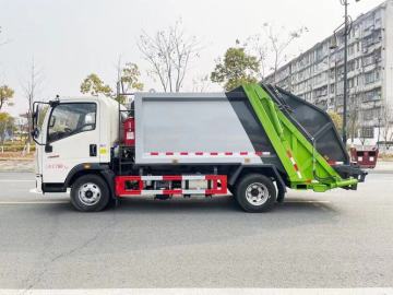 HOWO Waste collection truck 6m3