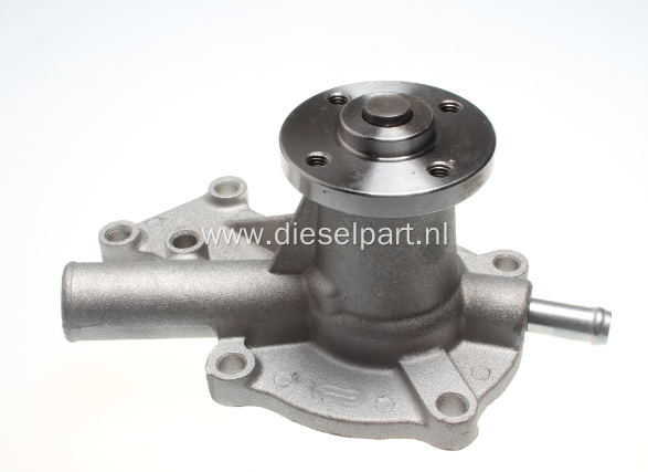 Hot Sale Tractor  Kubota Water Pump 19883-73030