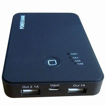 Dual Output Mobile Power Bank, Charges Mobile Phone, MP3/4, DV, Camera