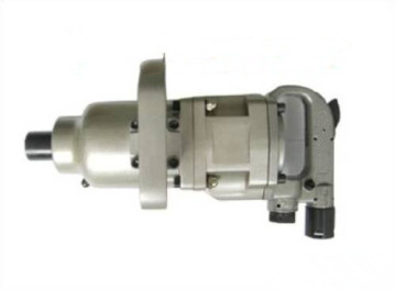 pneumatic impact wrench