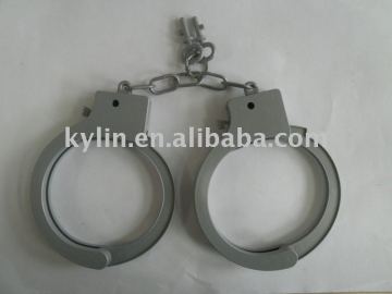 plastic handcuff