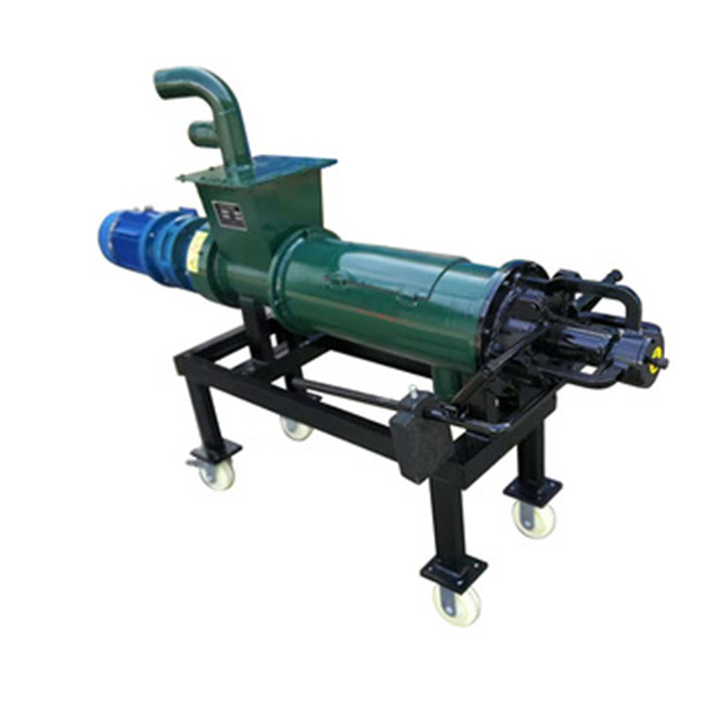 Farm equipment cow manure solid liquid separator