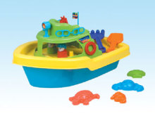 PLASTIC BEACH PLAY SET