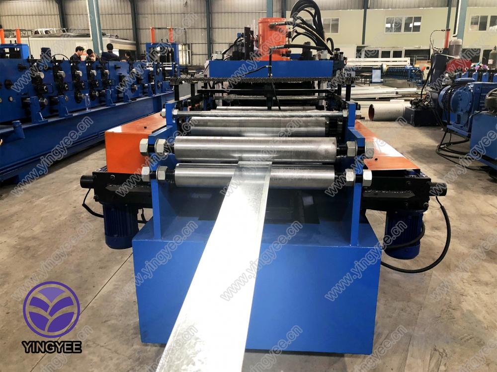 Tracking Cutter C Purlin Roll Forming Machine